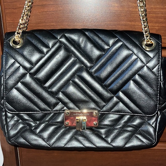 Michael Kors purse - Picture 2 of 11